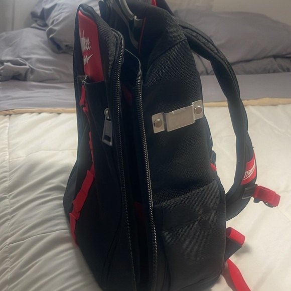 Milwaukee tool back pack - Picture 2 of 5